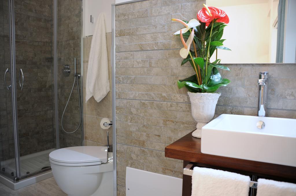 Piazza Martiri Rooms Cagliari Chambre photo